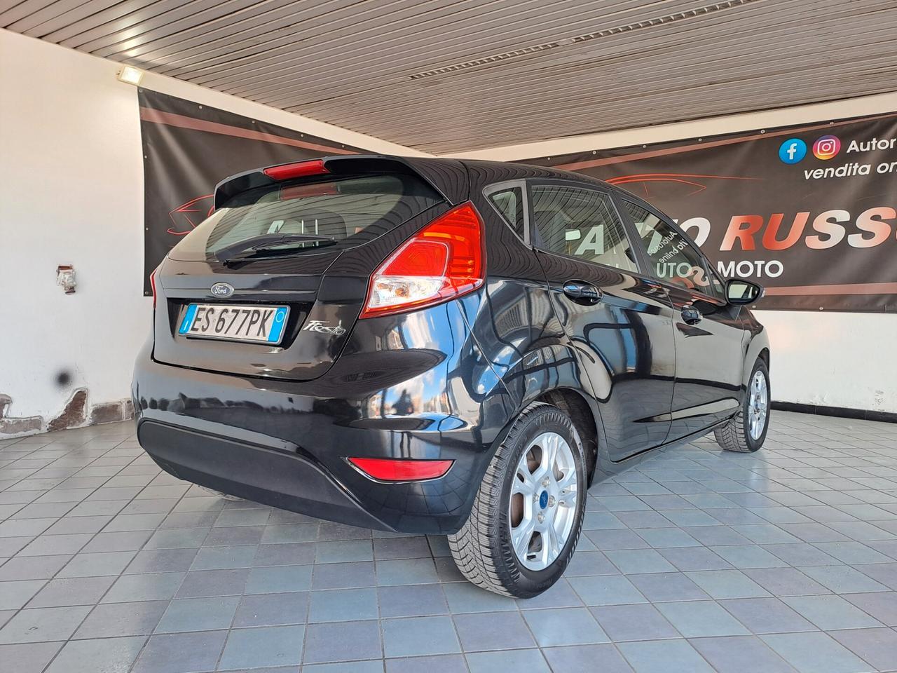 Ford Fiesta 1.5 TDCi 75CV 5 porte Titanium