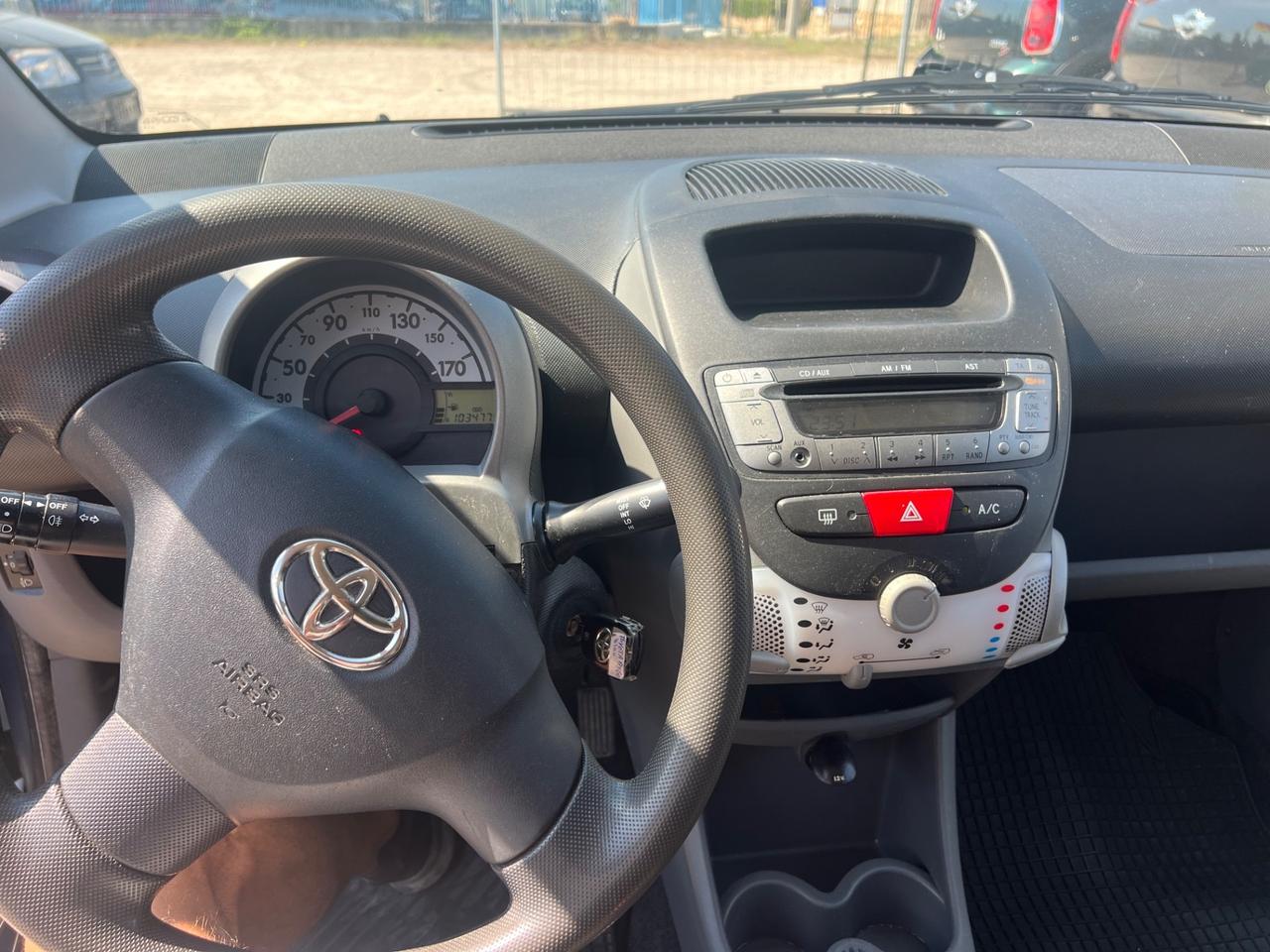 Toyota Aygo 1.0 12V VVT-i 5 porte