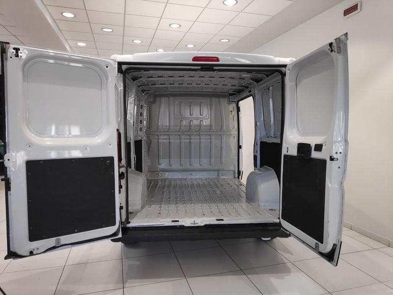 Peugeot Boxer Boxer 330 2.2 BlueHDi 140 S&S PC-TN Furgone*PASSO CORTO*3 POSTI*GARANTITO*