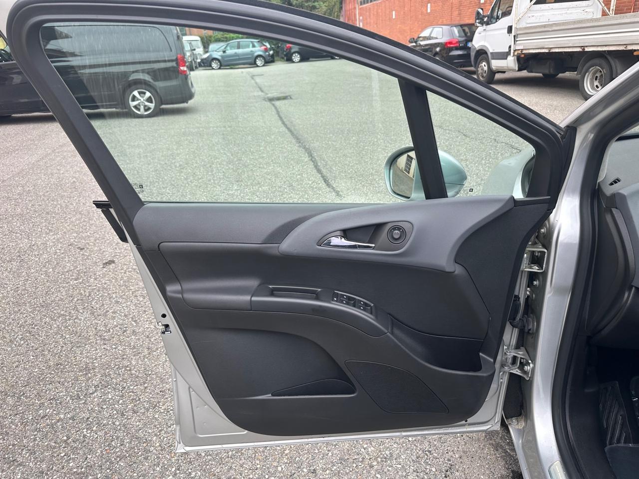 Opel Meriva 1.4 Turbo 120CV GPL della casa euro 6 pochi km