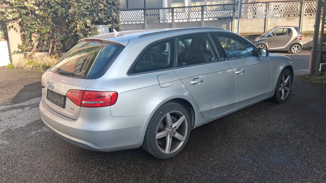 Audi A4 Avant 2.0 TDI 143CV F.AP.