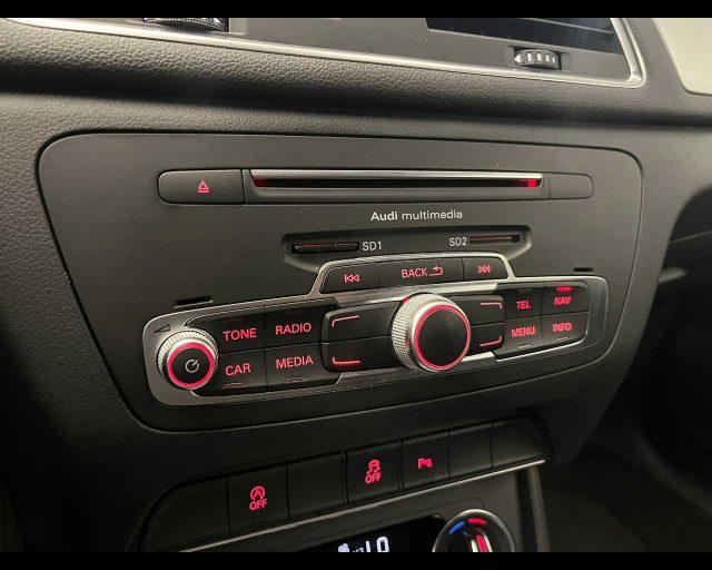 AUDI Q3 2.0 TDI 120 CV Business