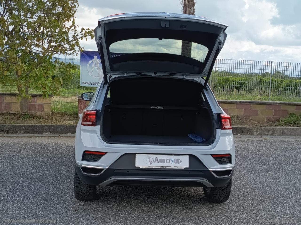 VOLKSWAGEN T-Roc 1.6 TDI SCR Advanced BlueMot.Tech. NAVI+RETRO
