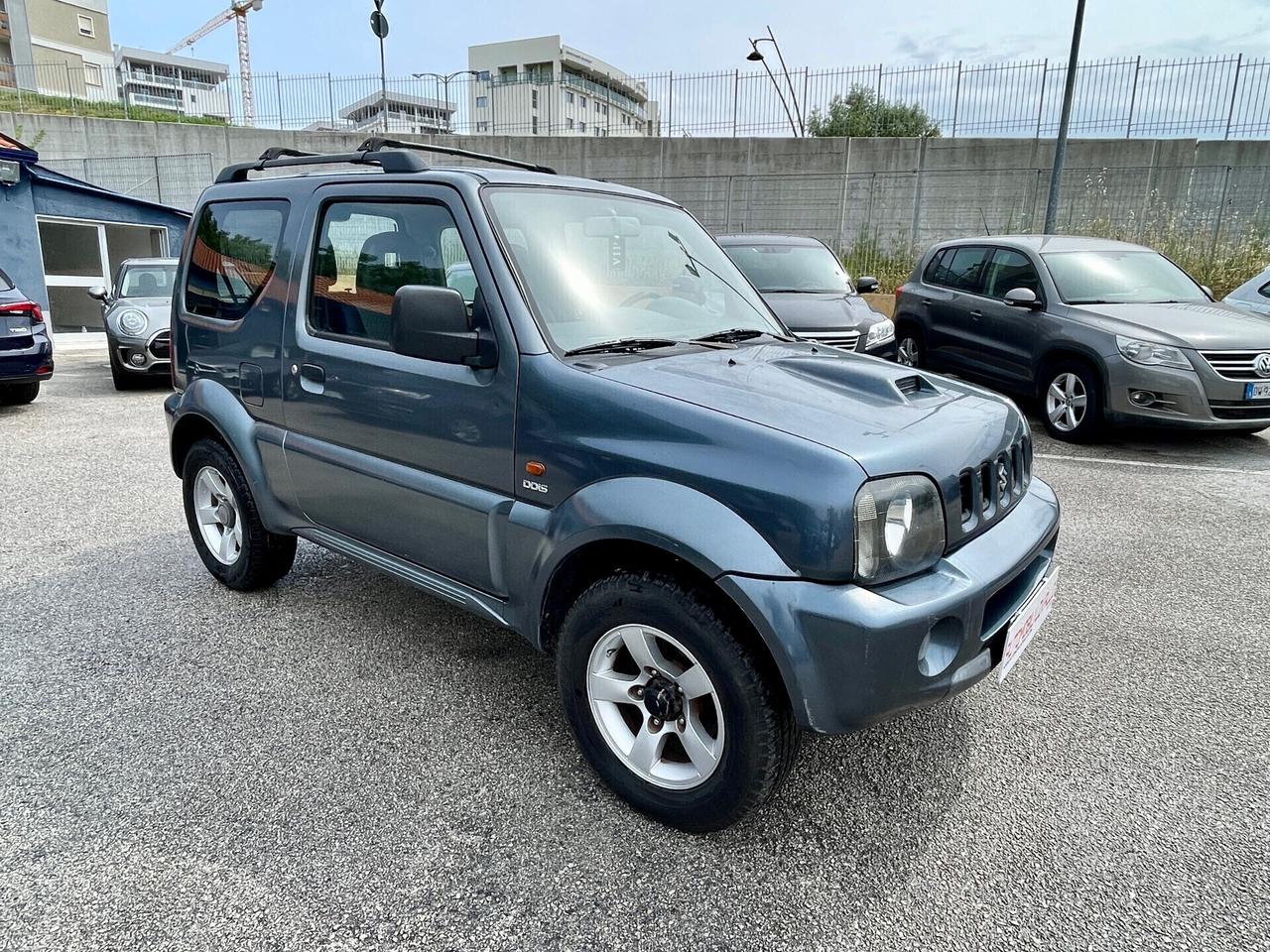 Suzuki Jimny 1.5 DDiS 4X4 2 MODELLI DISPONIBILI