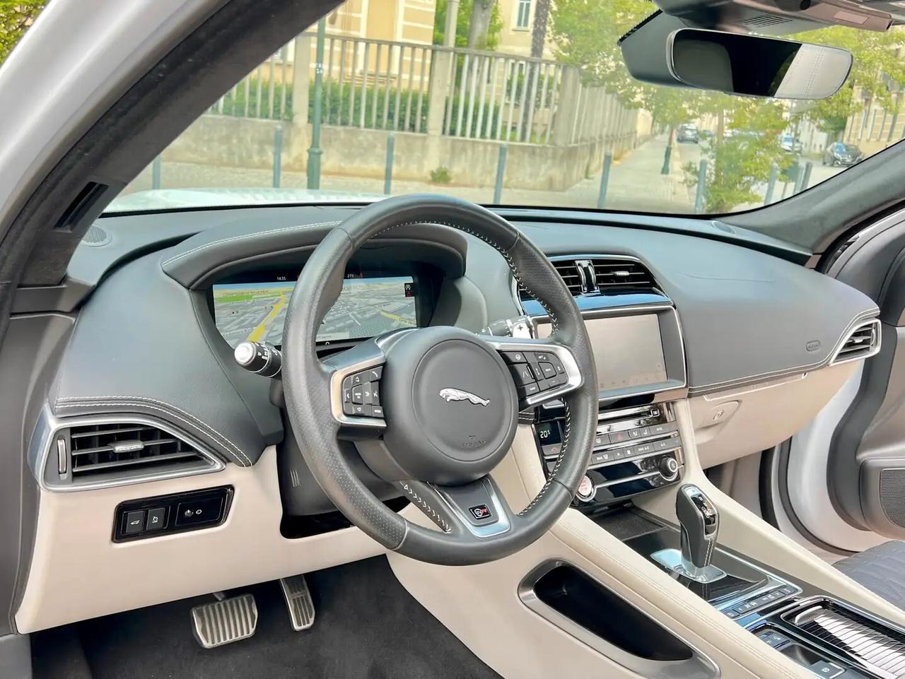 Jaguar F-Pace SVR 5.0 V8 SuperCharged 550cv aut.8 E6 AWD
