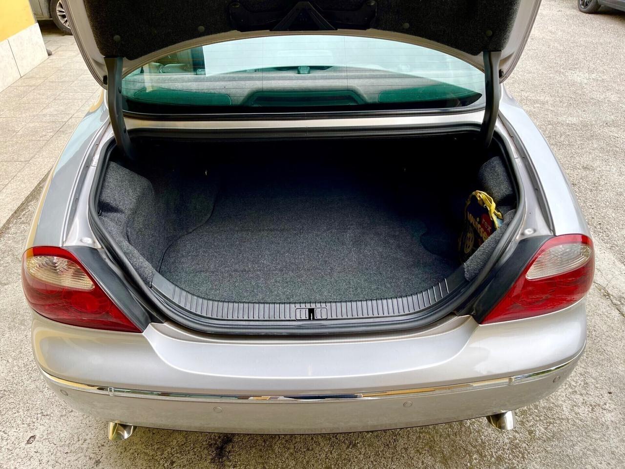 Jaguar S-Type 2.7D 152kw V6 UNICO PROPRIETARIO 12-