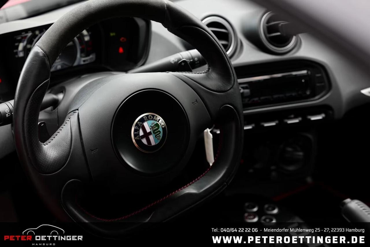 Alfa Romeo 4C 1750 TBi CARBON/FULL OPTIONAL