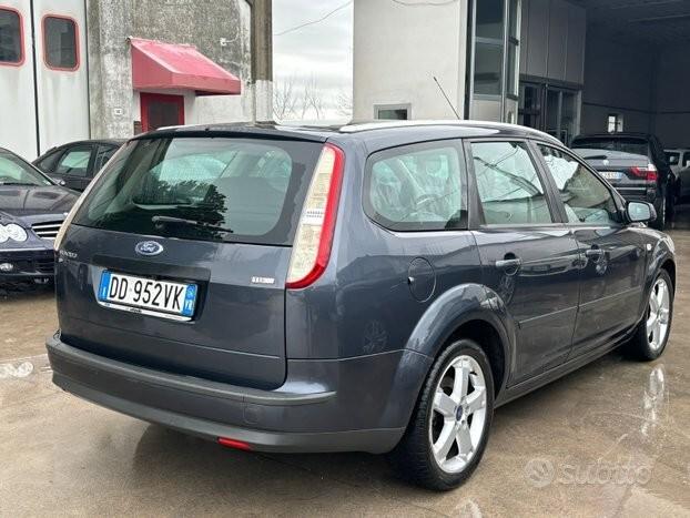 Ford Focus CC Focus C-Max 1.8 TDCi (115CV) Ghia