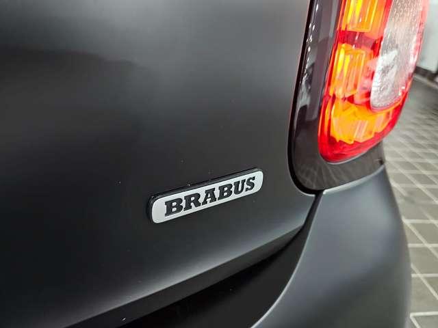 smart forFour BRABUS EXCLUSIVE JBL 0.9 BENZ 109CV TWINAMIC