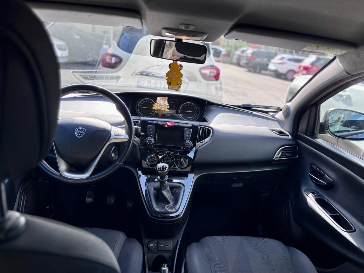 Lancia Ypsilon 1.2 69 CV 5 porte GPL Ecochic Gold