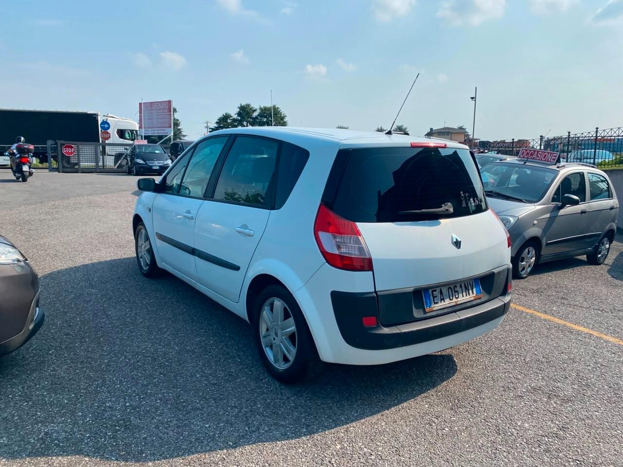 Renault Scenic Scénic 1.6 Dynamique