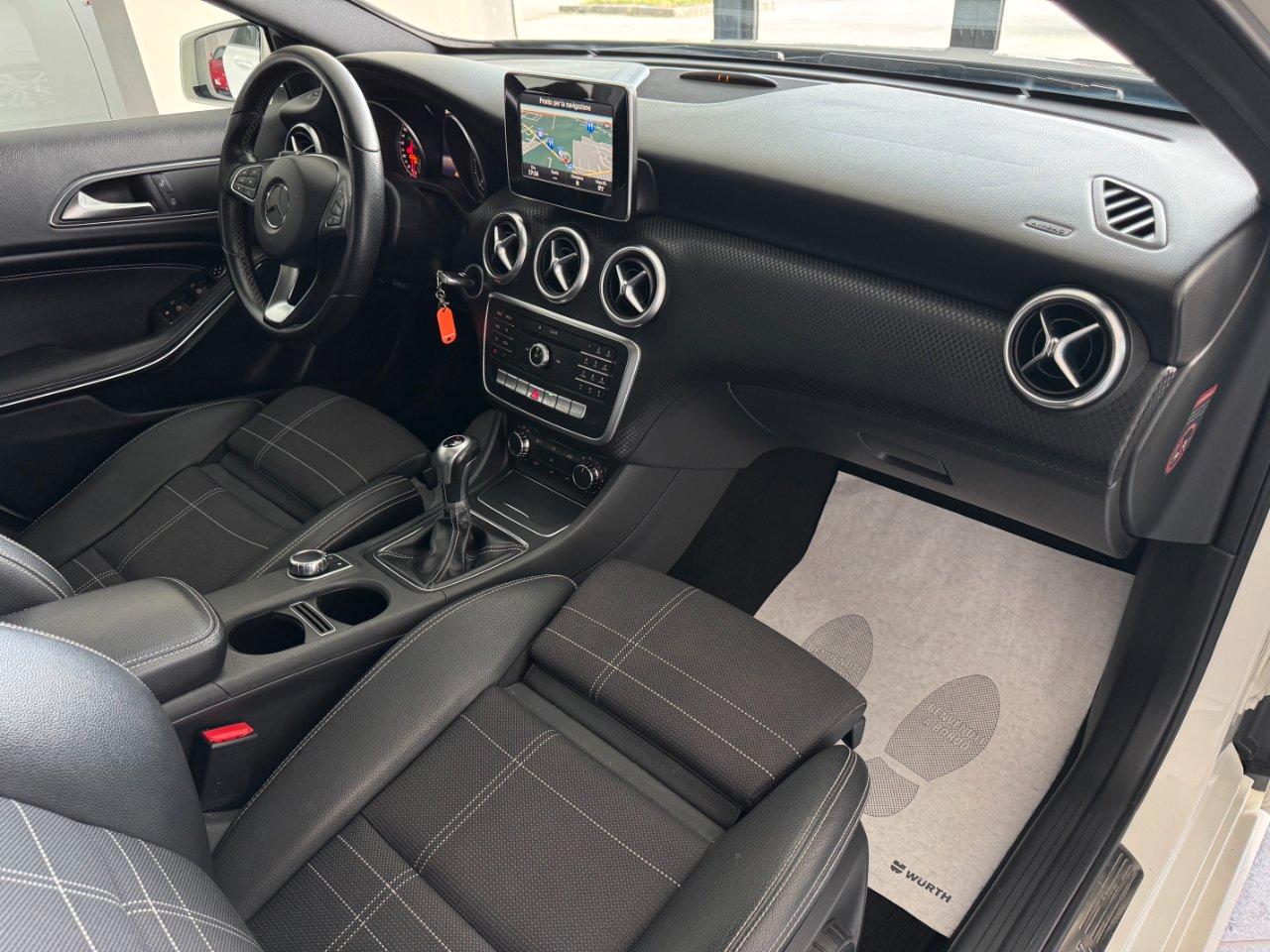 Mercedes A 180 D Sport Edition Tetto Pelle Pdc Full Stupenda