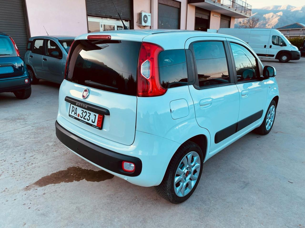 FIAT PANDA DUALOGIC LOUNGE "AUTOMATICA"