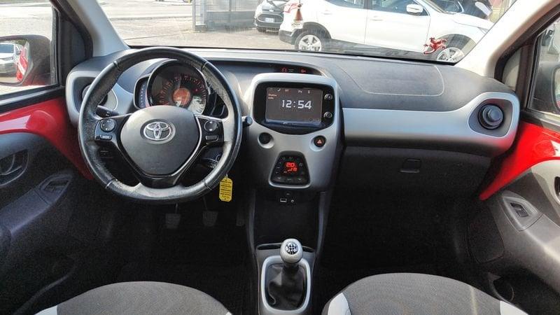 Toyota Aygo Aygo 1.0 VVT-i 69 CV 5 porte x-play