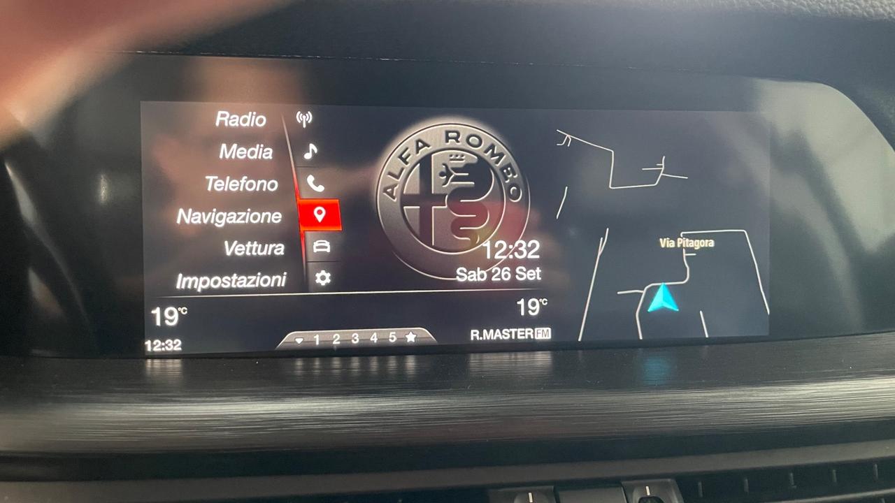 Alfa Romeo Stelvio 2.2 Turbodiesel 180 CV AT8 RWD Executive