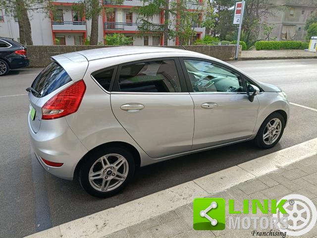 FORD Fiesta 1.4 aut. 5 porte Titanium