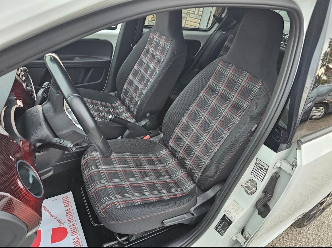 Volkswagen UP GTI 1.000CC 116CV/GO KART/STRAFULL