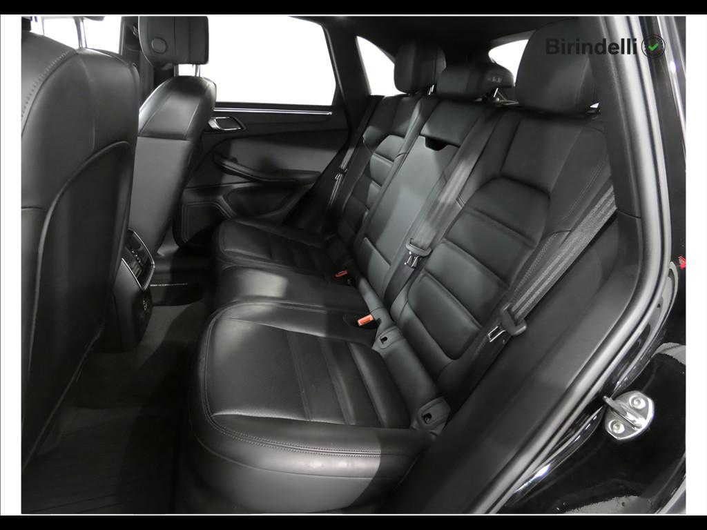 PORSCHE Macan - 2.0 T