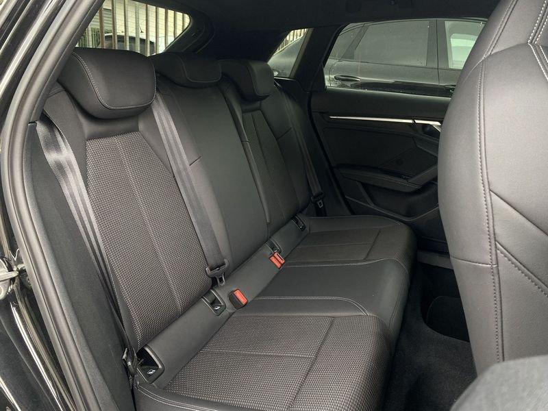 Audi A3 SPB S Line interno ed esterno 2.0 TDI 150CV s-tronic 35