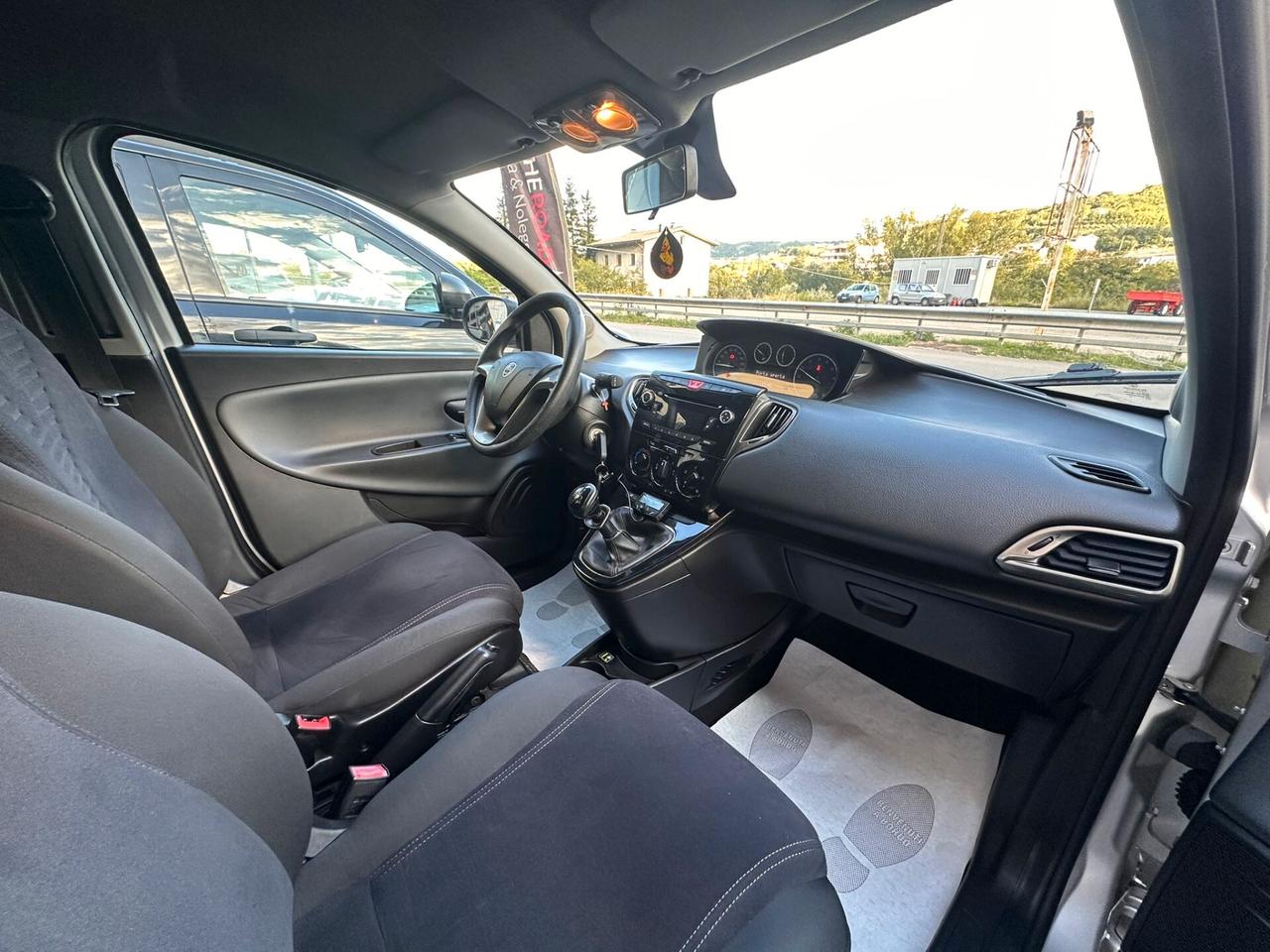 Lancia Ypsilon 1.2 69 CV 5 porte GPL Ecochic Elle