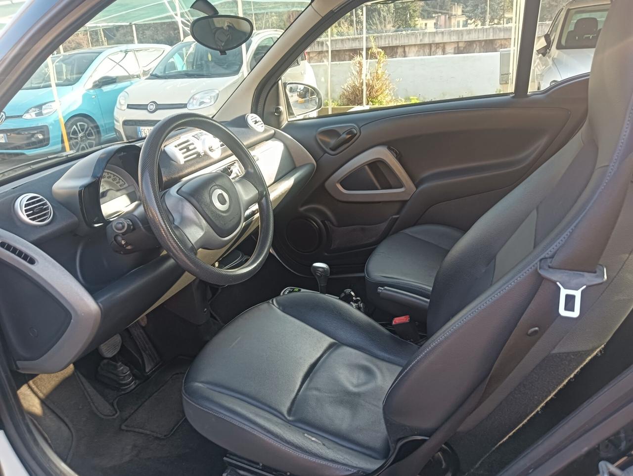 Smart ForTwo 1000 45 kW MHD coupé pure