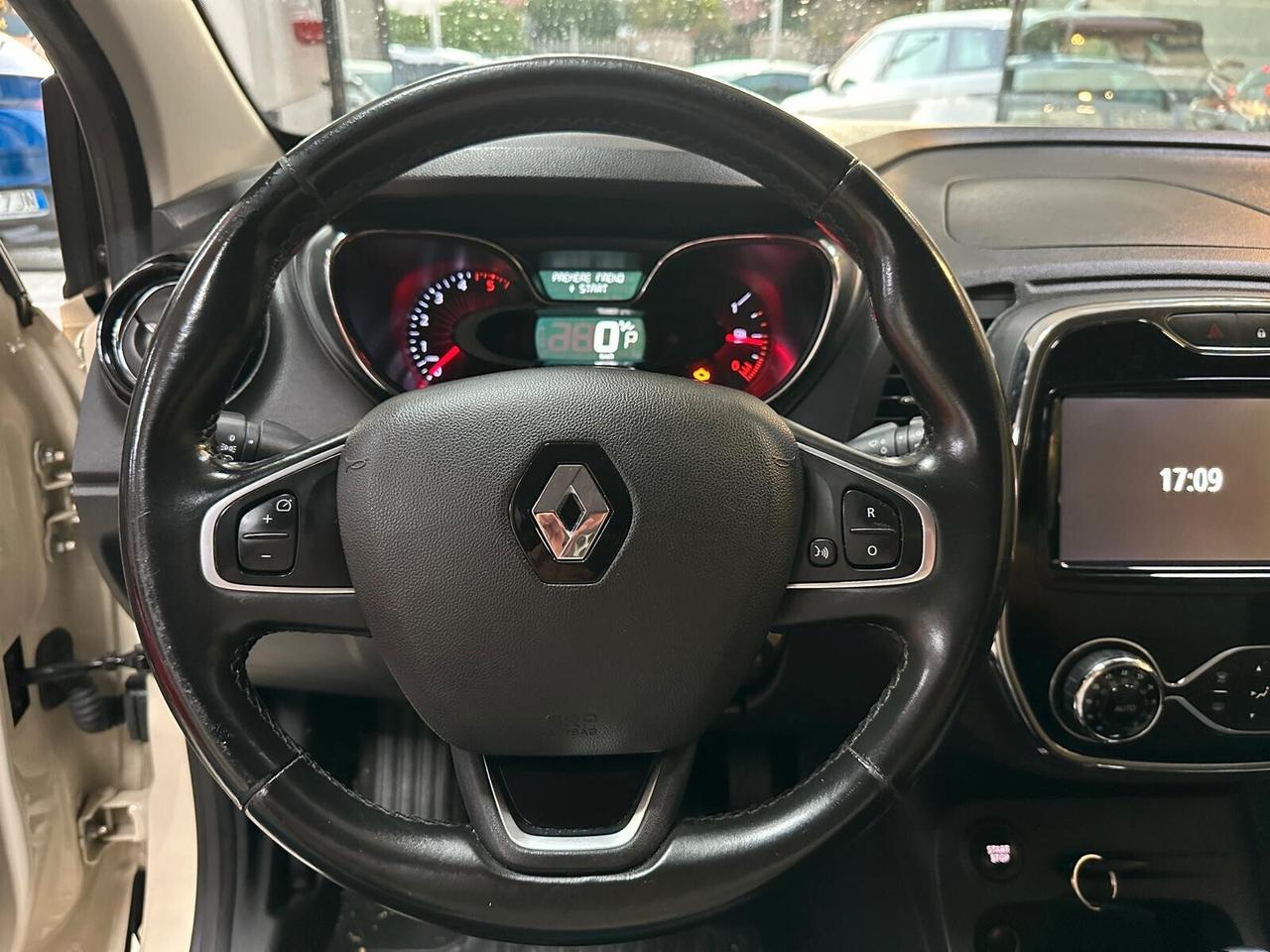 Renault Captur dCi 8V 90 CV AUTOMATICA FULL OPT. IDEALE PER NEOPATENTATI PERFETTA!!!