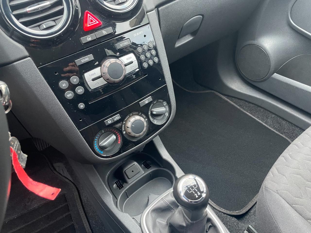 Opel Corsa 1.2 5 porte Edition IDONEA NEOPATENTATI