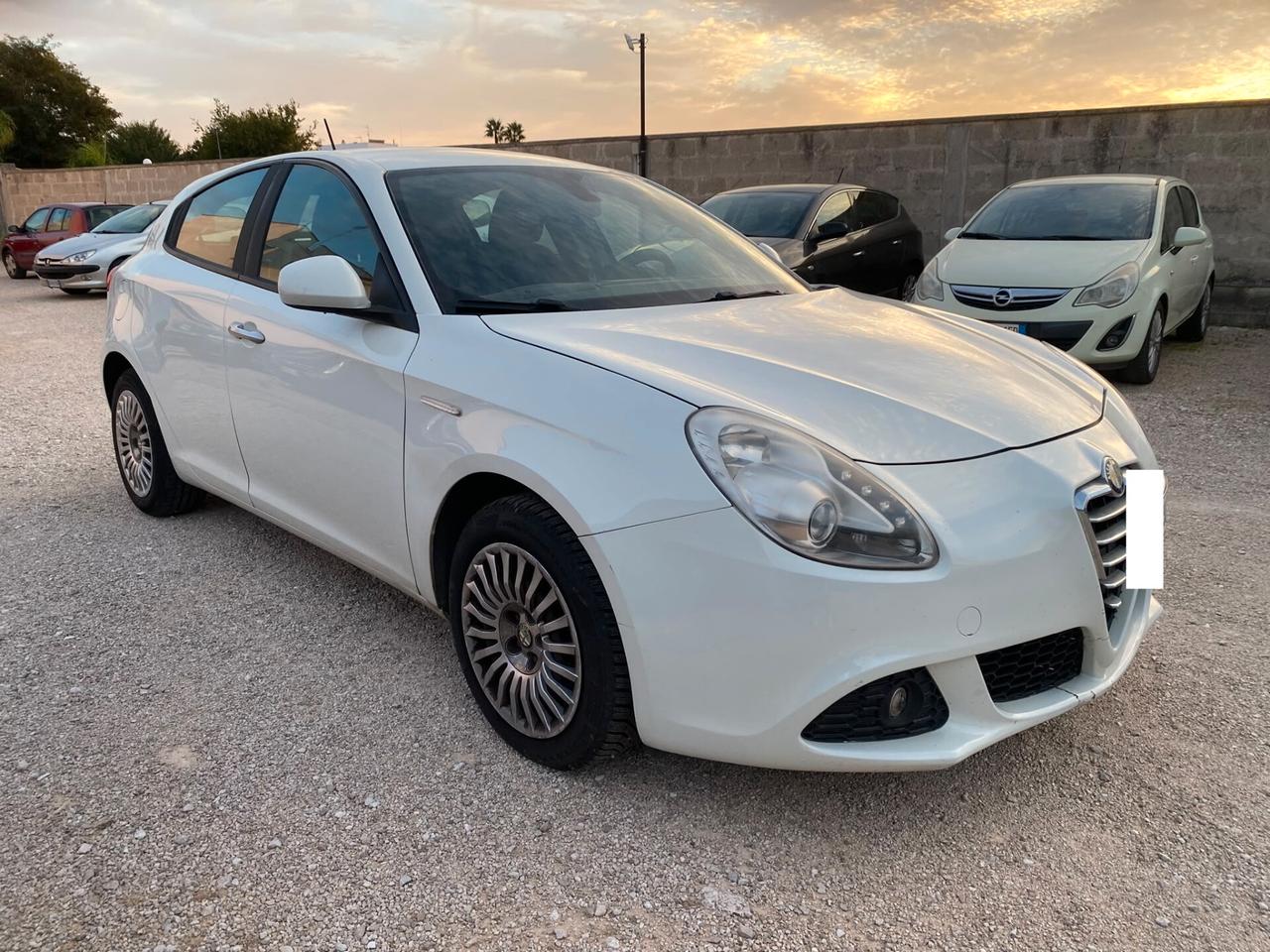 Alfa Romeo Giulietta 1.6 JTDm-2 105 CV Distinctive