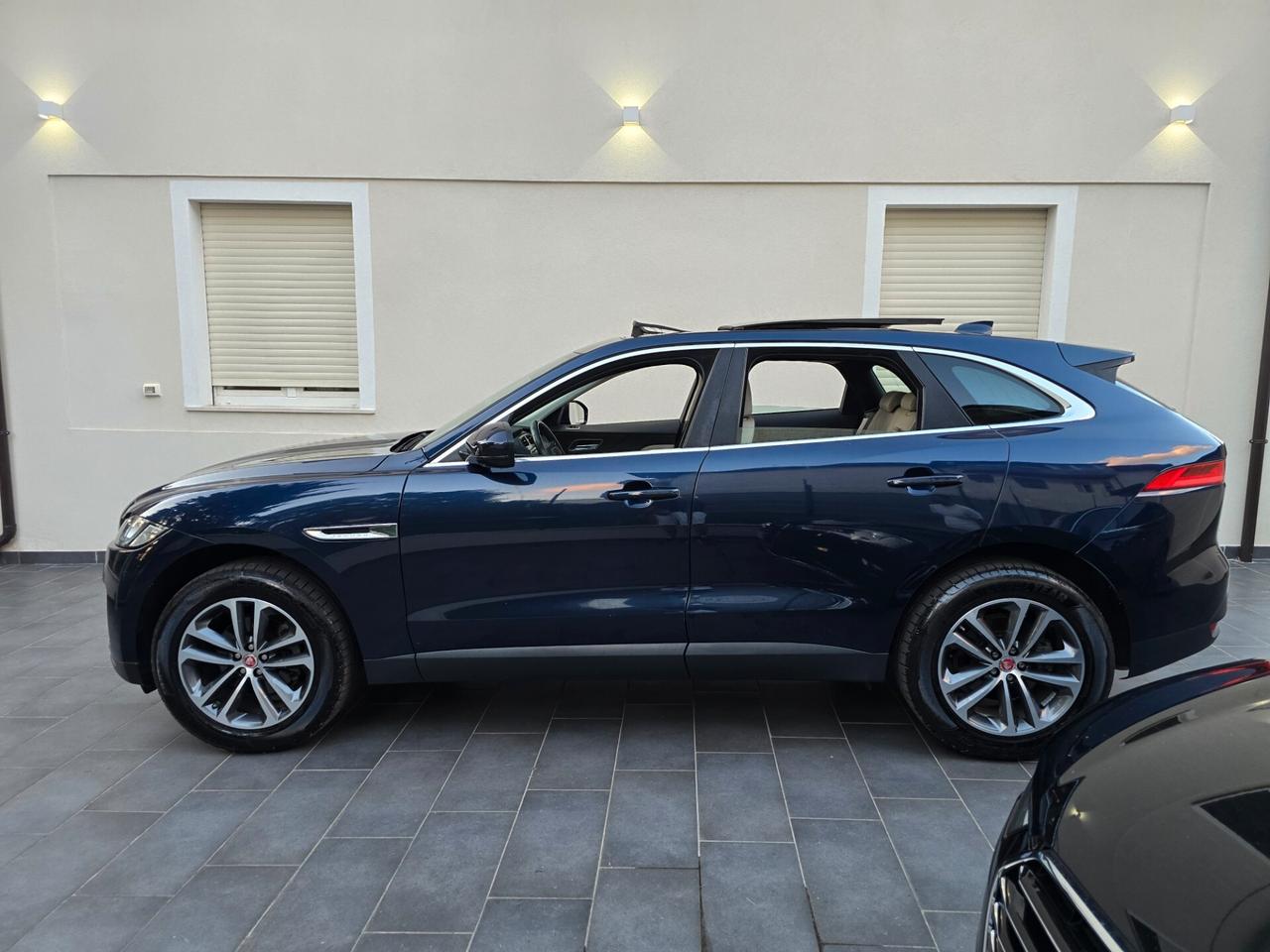 Jaguar F-Pace 2.0 D 180 CV AWD aut. Prestige