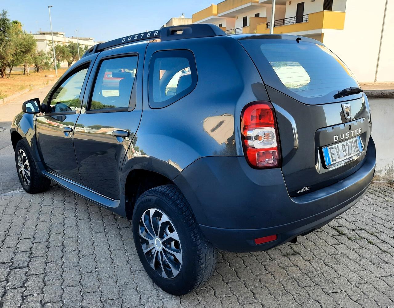 Dacia Duster 1.6 110CV 4x2 GPL Lauréate