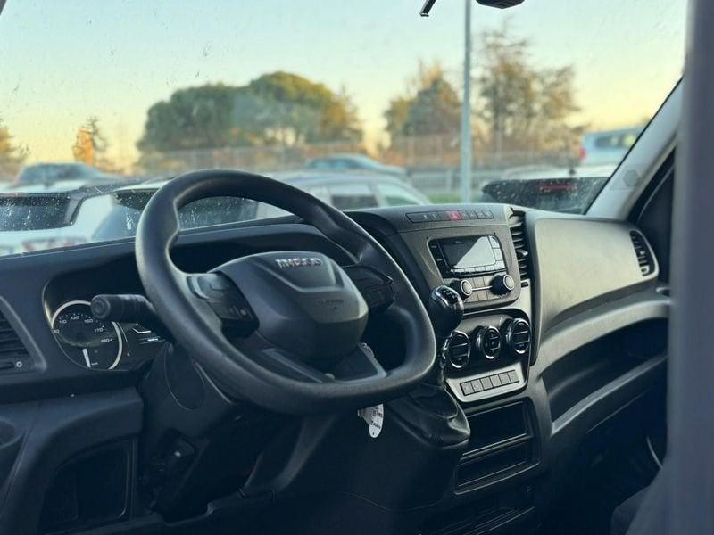 Iveco Daily Daily 35S16V 2.3 HPT PLM-TM Furgone GRAN VOLUME PREZZO + IVA