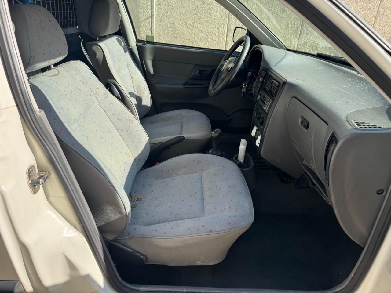Volkswagen Caddy 1.9 130 cv