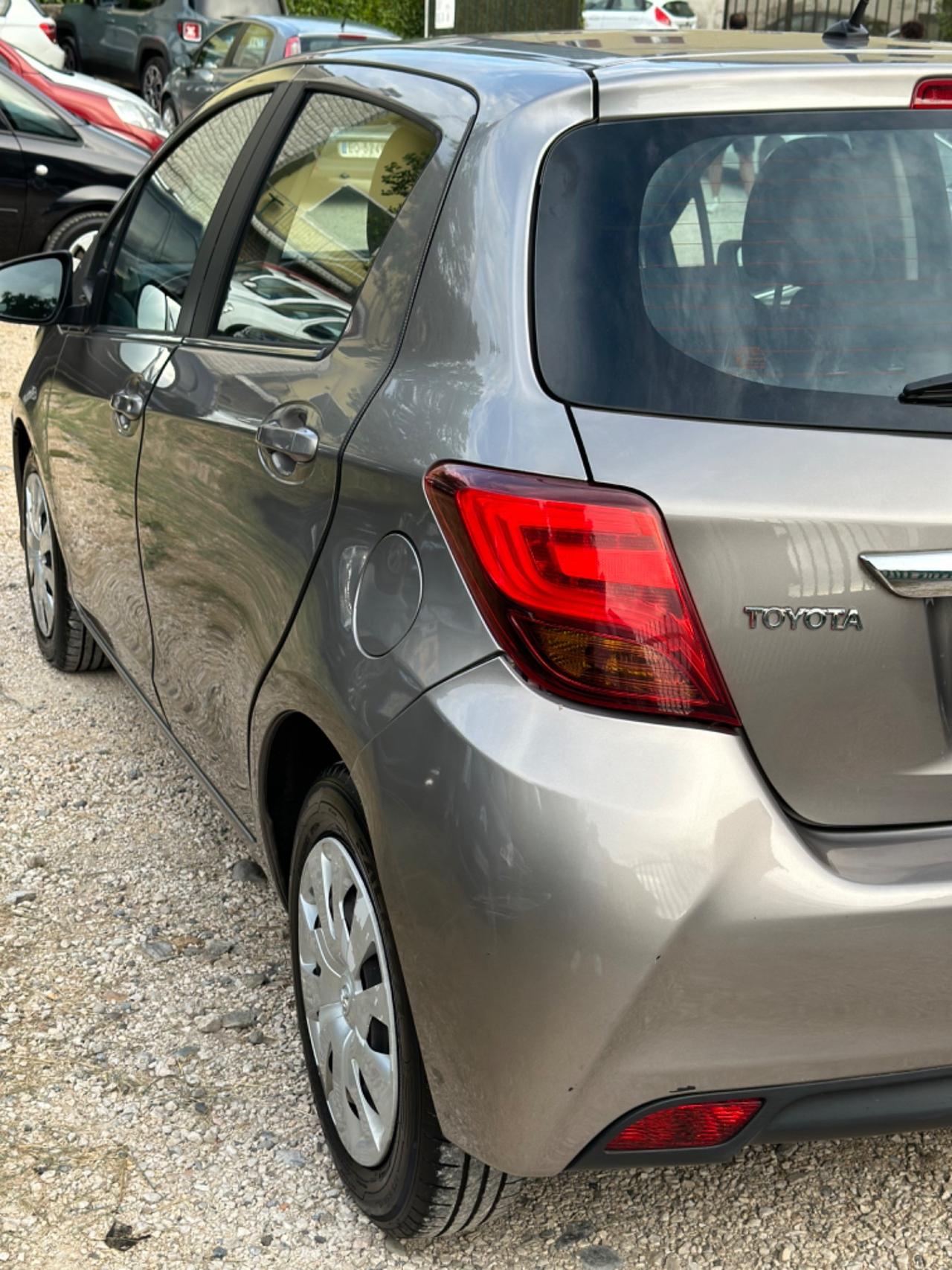 Toyota YARIS 1.0 5P ACTIVE KMCERT GARANZ UNICOPR