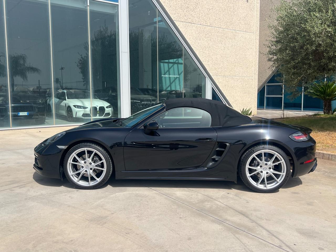 Porsche Boxster 718 2.0 300CV pdk sport design