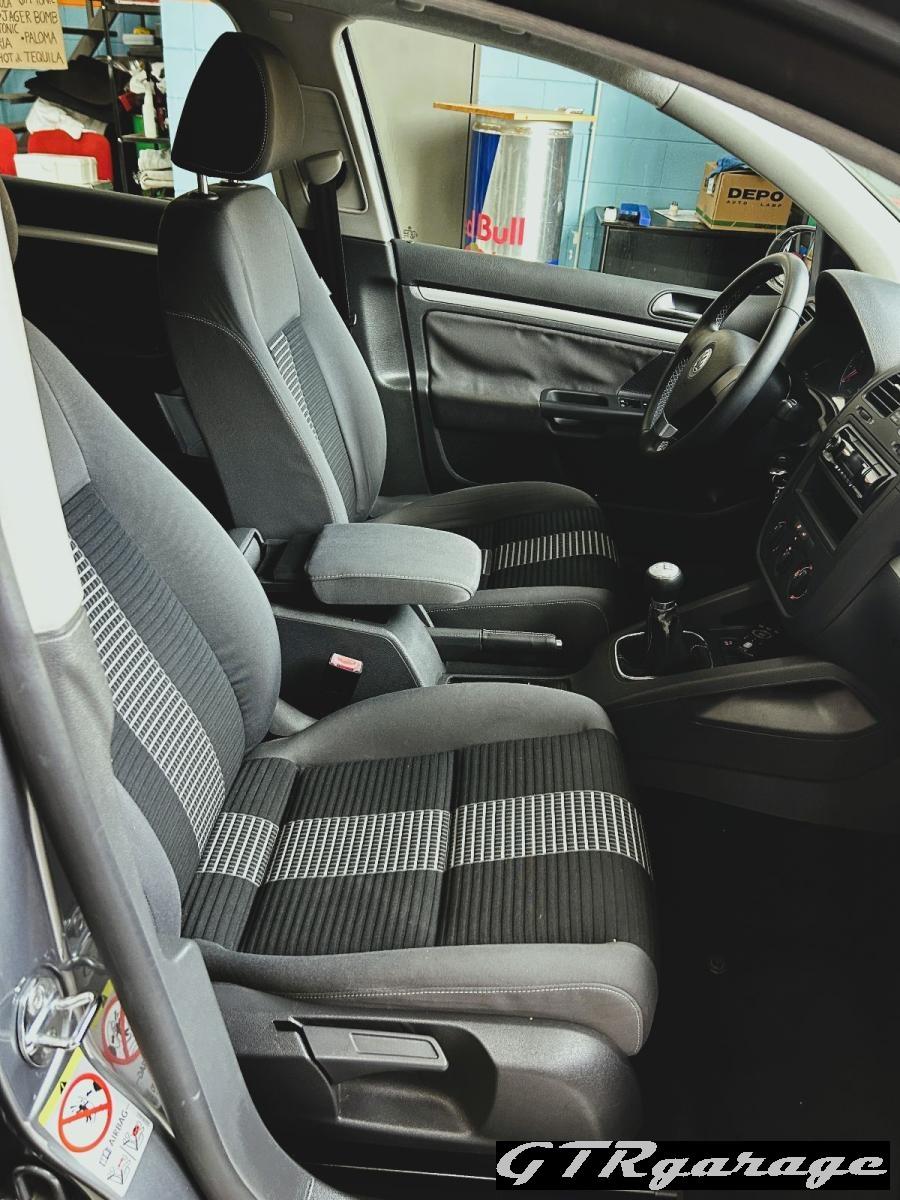 VOLKSWAGEN - Golf - 1.6 5p. United