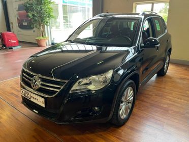 VOLKSWAGEN Tiguan 1.4 TSI 4MOTION Trend & Fun