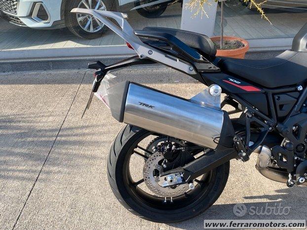 Benelli TRK 702 X km0 2024 pronta consegna