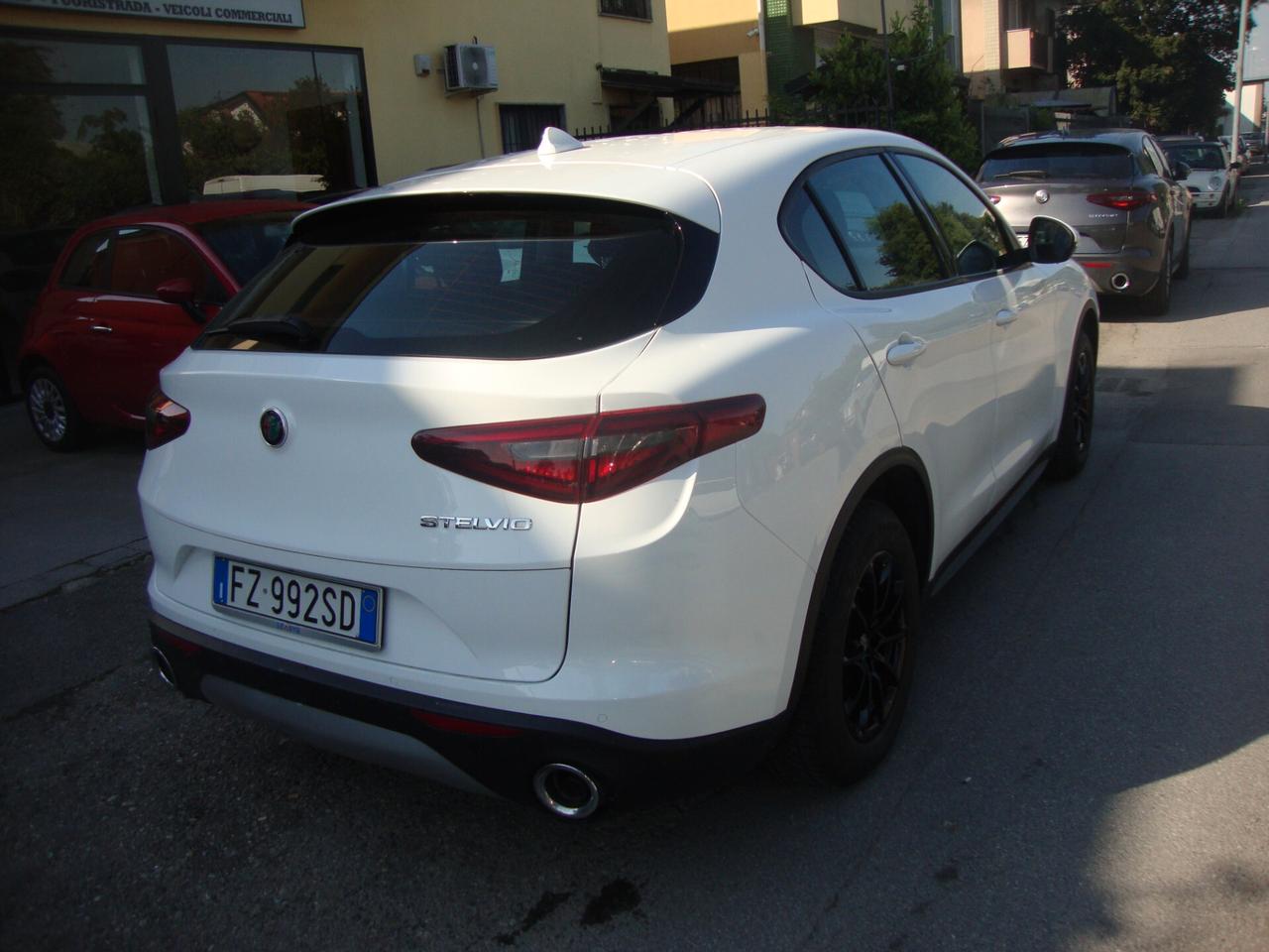 Alfa Romeo Stelvio 2.2 Turbodiesel AT8
