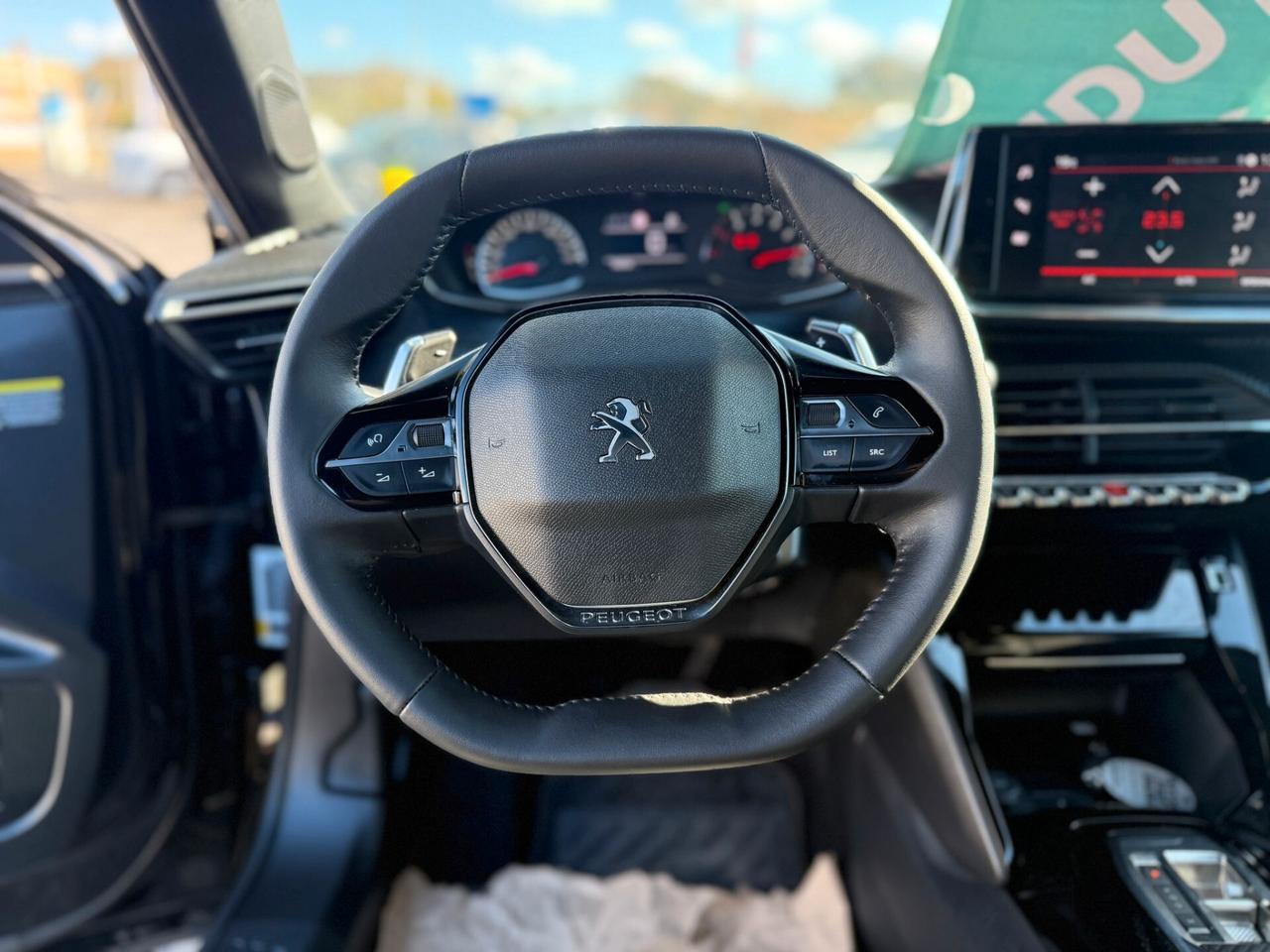 Peugeot 2008 BlueHDi 130 S&S EAT8 Allure