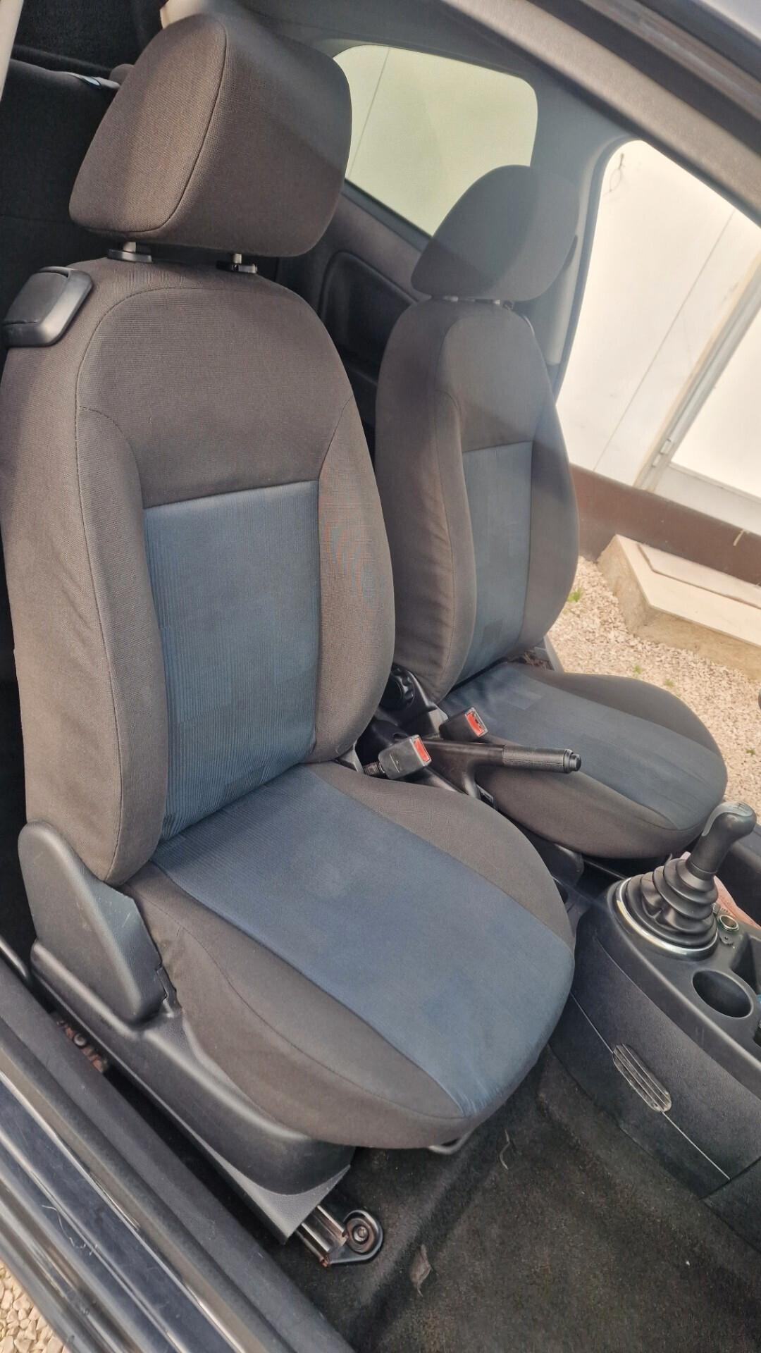 Ford Fiesta 1.2 16V 3p. Ghia "GPL"