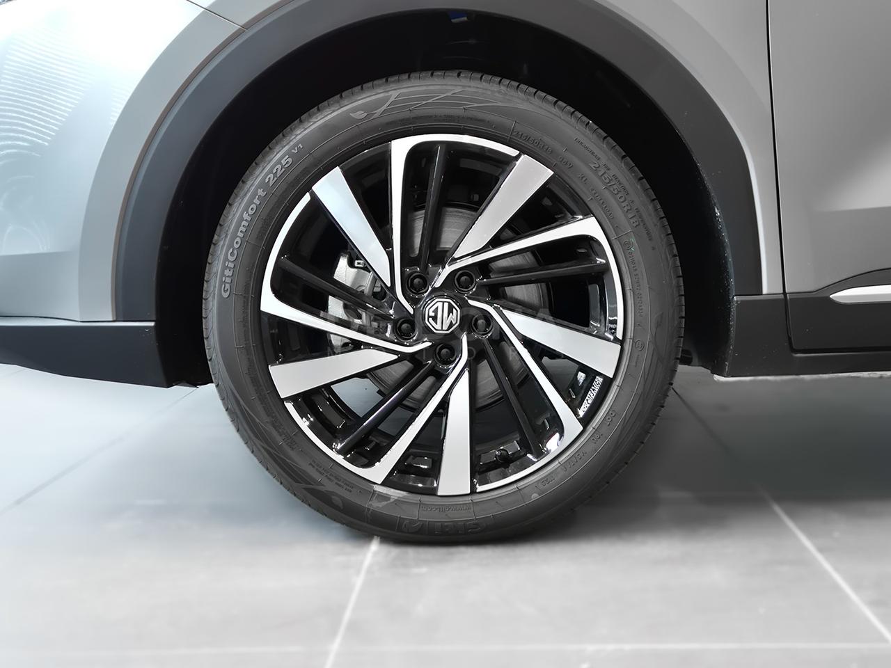 Mg ZS 1.5 hybrid+ luxury auto