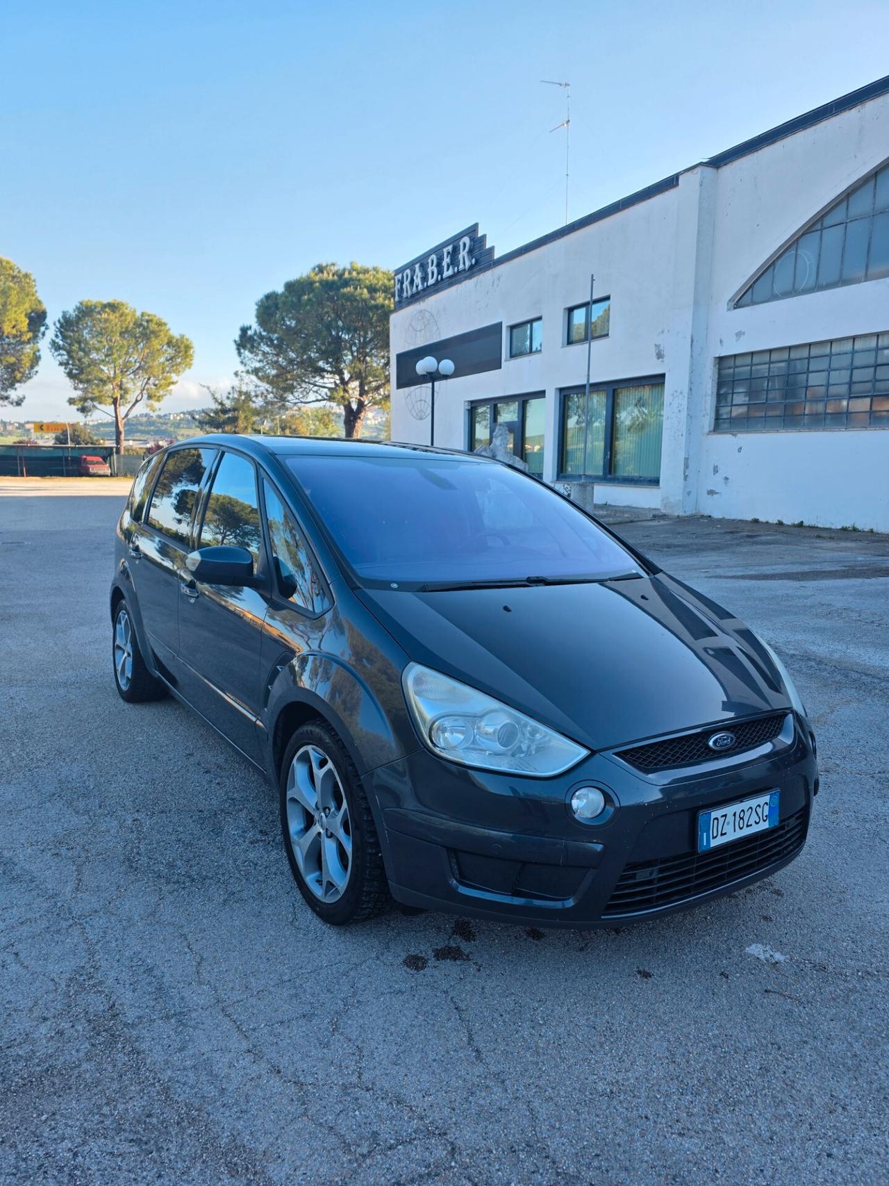 Ford S-Max Titanium 7 posti