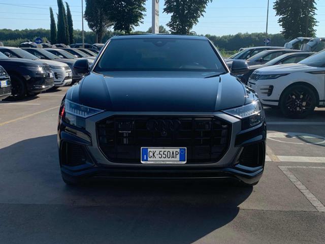 AUDI Q8 55 TFSI quattro tiptronic Sport