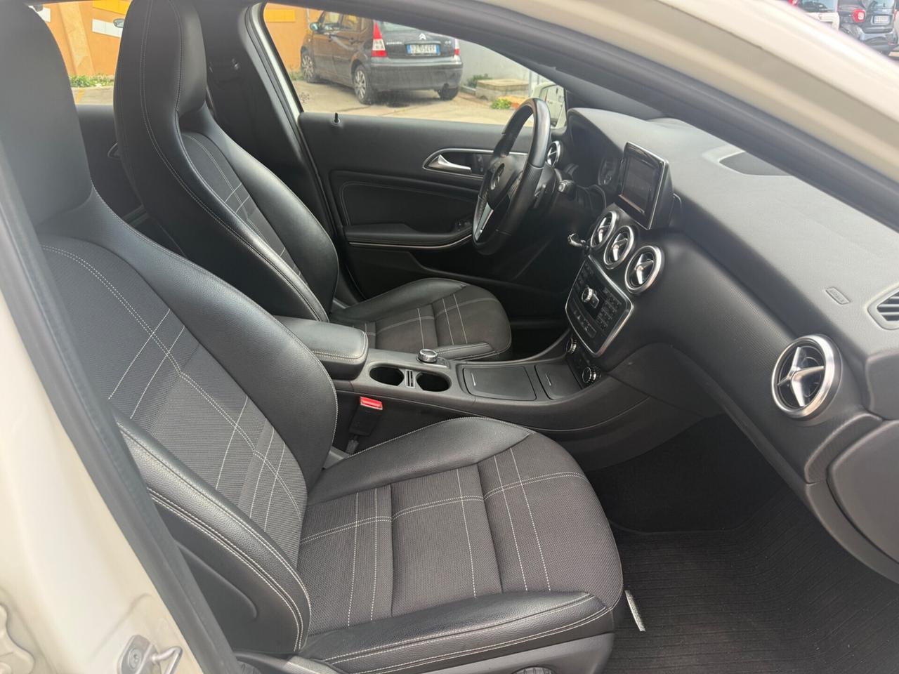 Mercedes-benz A 180 BlueEFFICIENz Premium