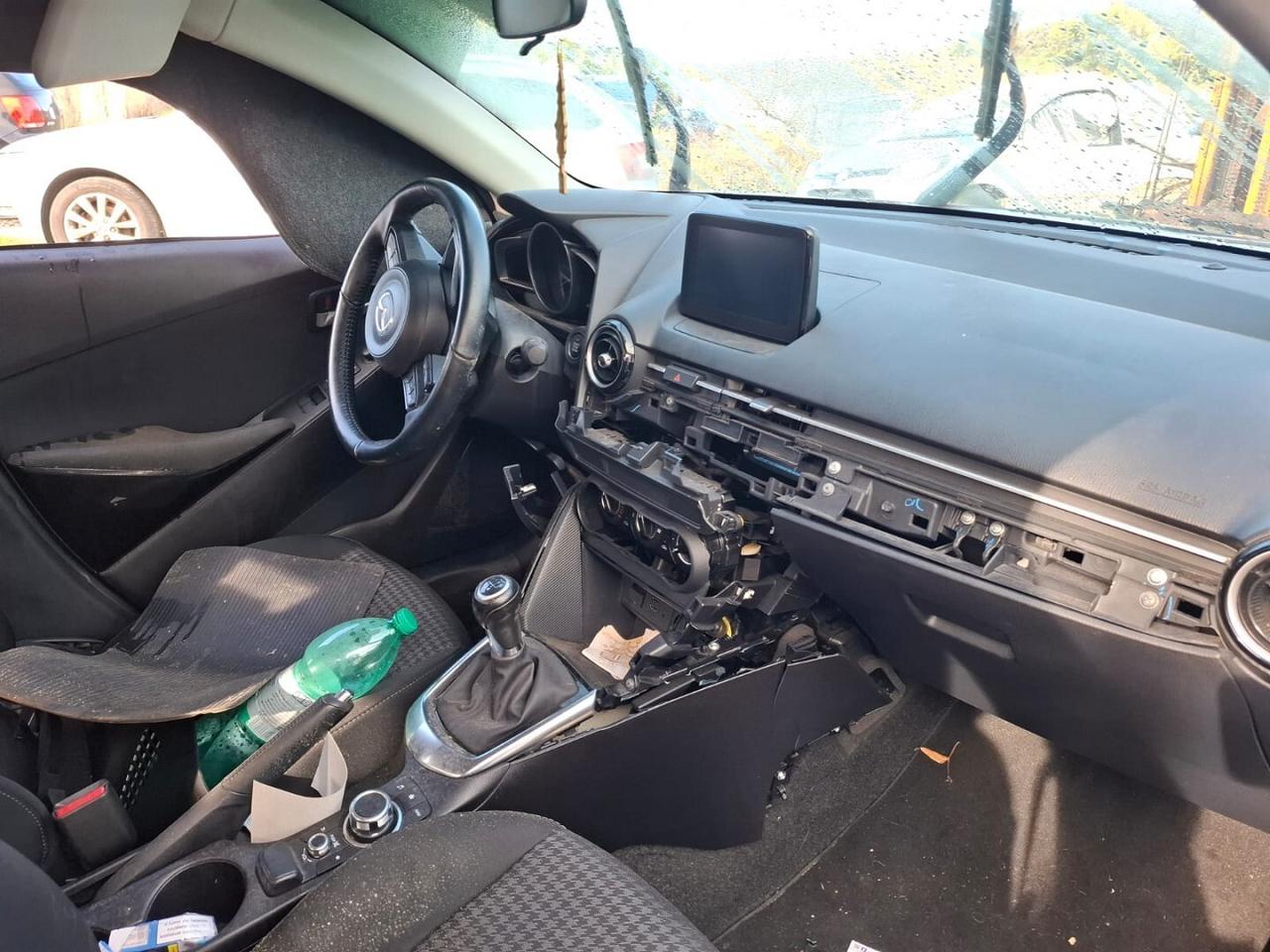 MAZDA 2 1.5 ACTIVE 18 SINISTRATA ANCHE X RICAMBI