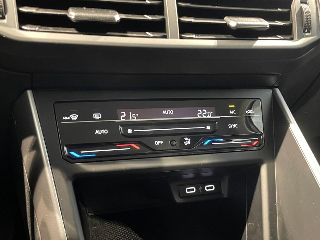 Volkswagen Polo VI 2022 1.0 TGI 90CV Life