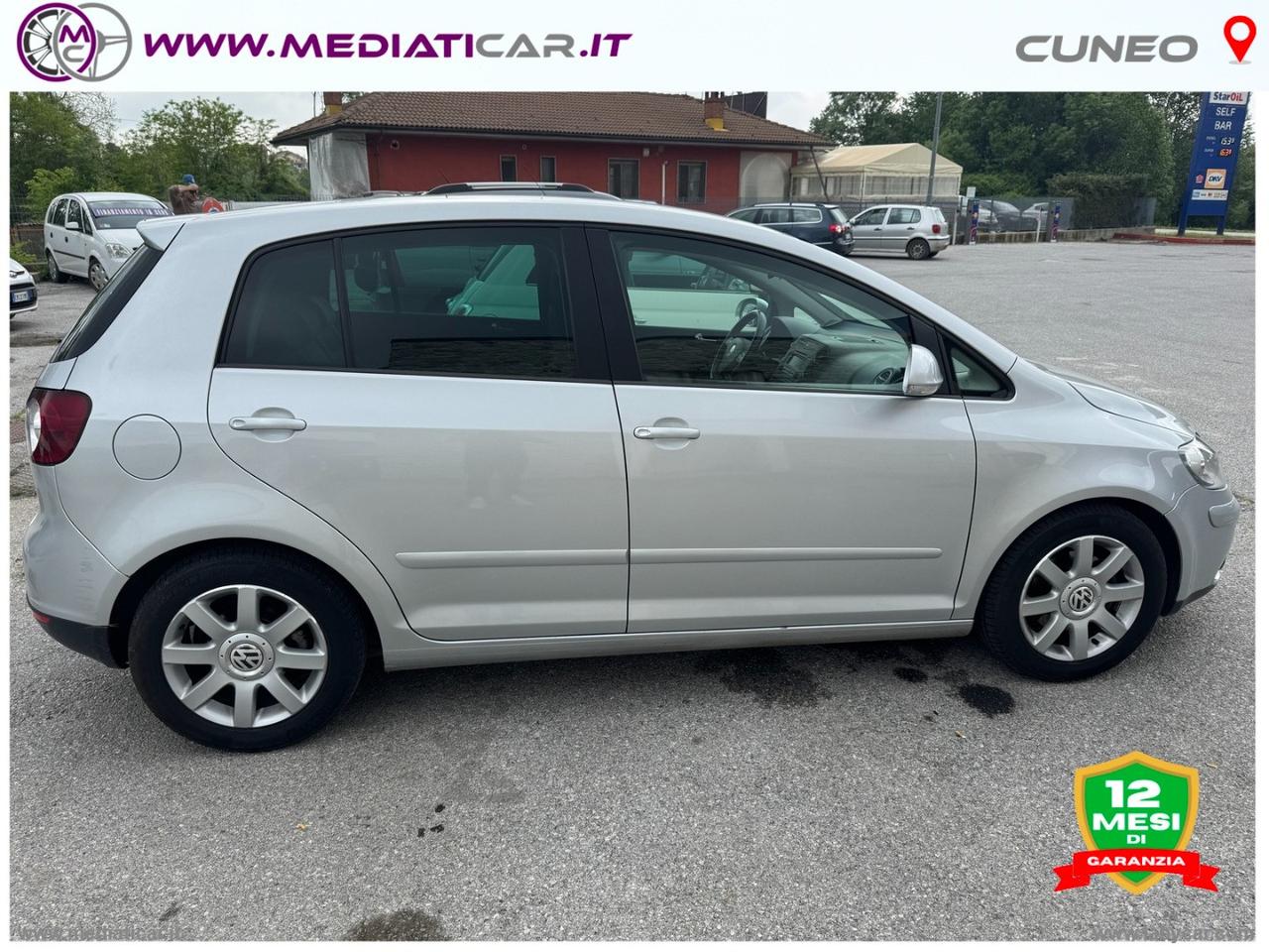 VOLKSWAGEN Golf Plus 1.6 16V FSI Sportline