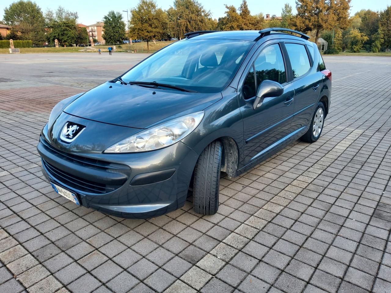 Peugeot 207 1.4 VTI GPL 95CV