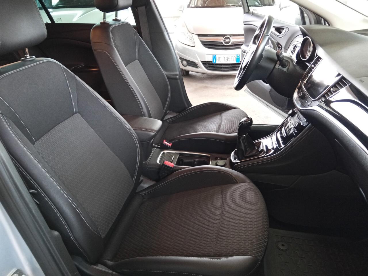 Opel Astra 1.6 CDTI EcoFLEX S&S Sports Tourer Cosmo