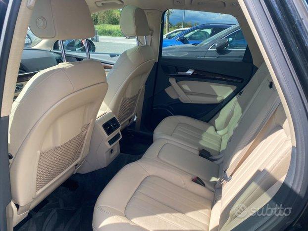 AUDI Q5 45 TDI quattro tiptronic Business Design